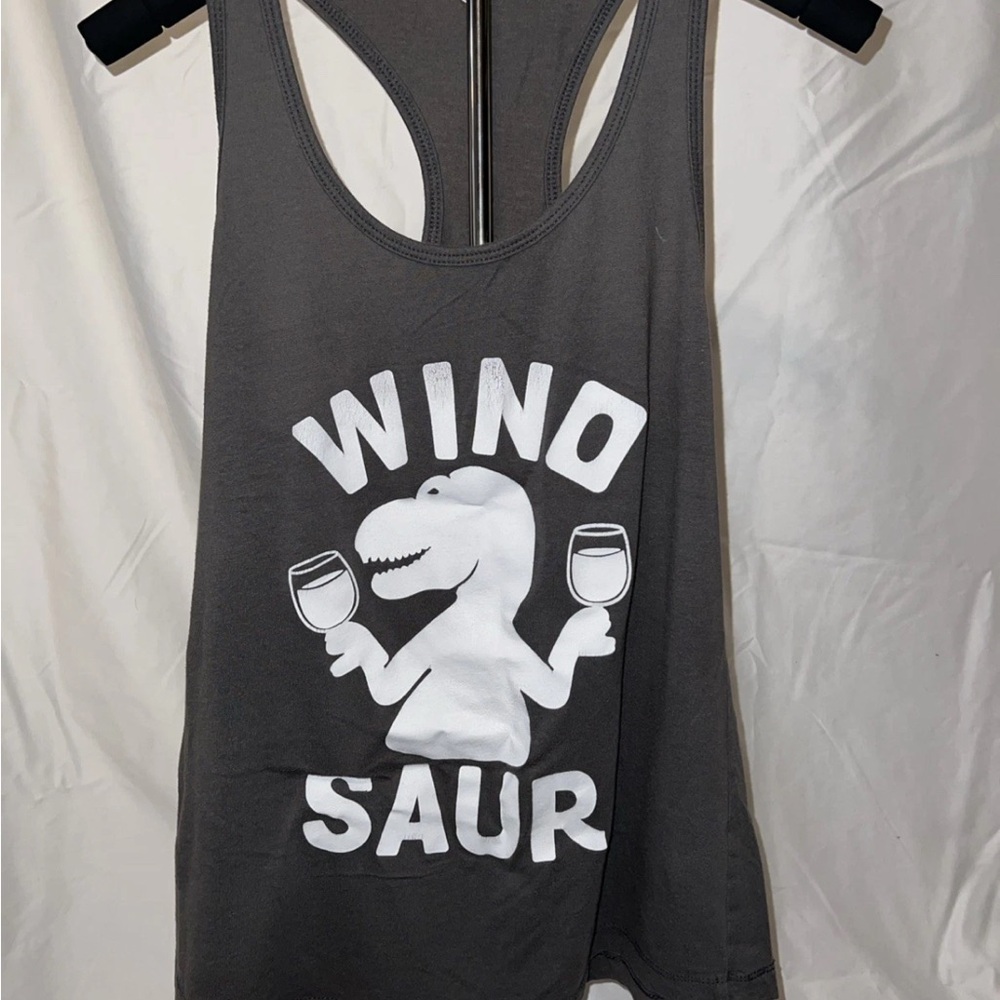Gray 'Winosaur' Graphic Tank Top